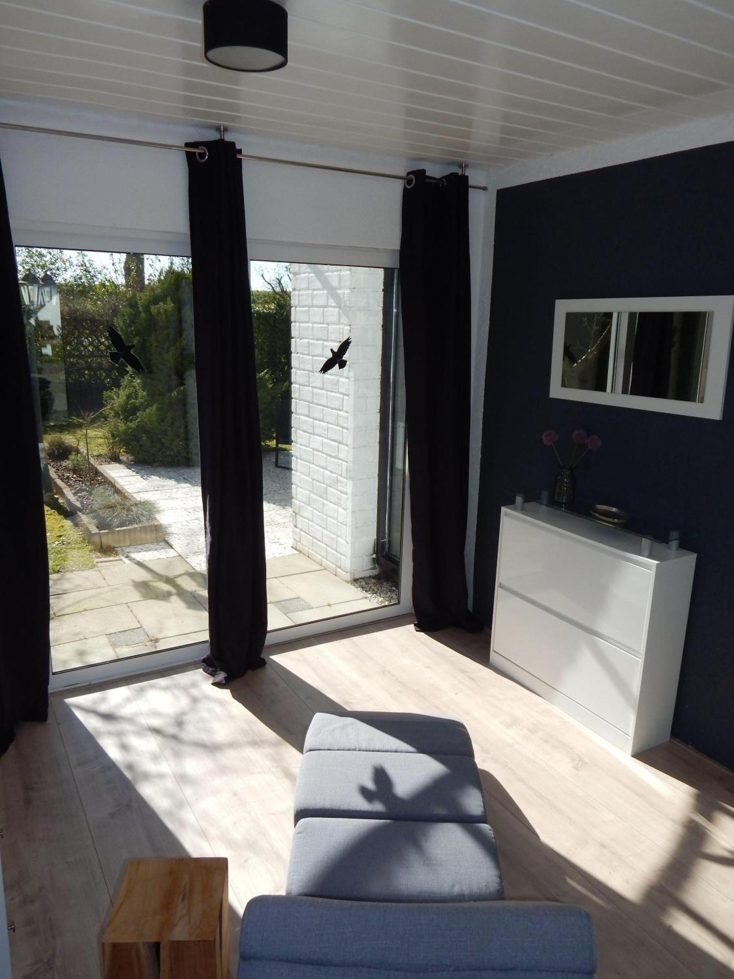 Wunderschoenes-Freistehendes-Ferienhaus-An-Der-See-Sauna-Strand-Yachthafen-Wlan Bruinisse Exterior photo